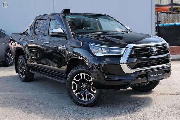 2022 Toyota Hilux SR5 GUN126R