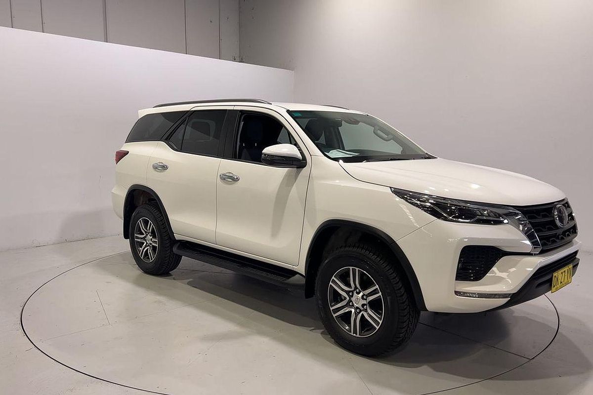 2024 Toyota Fortuner GXL GUN156R