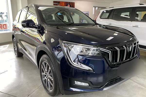 2025 Mahindra XUV700 AX7L