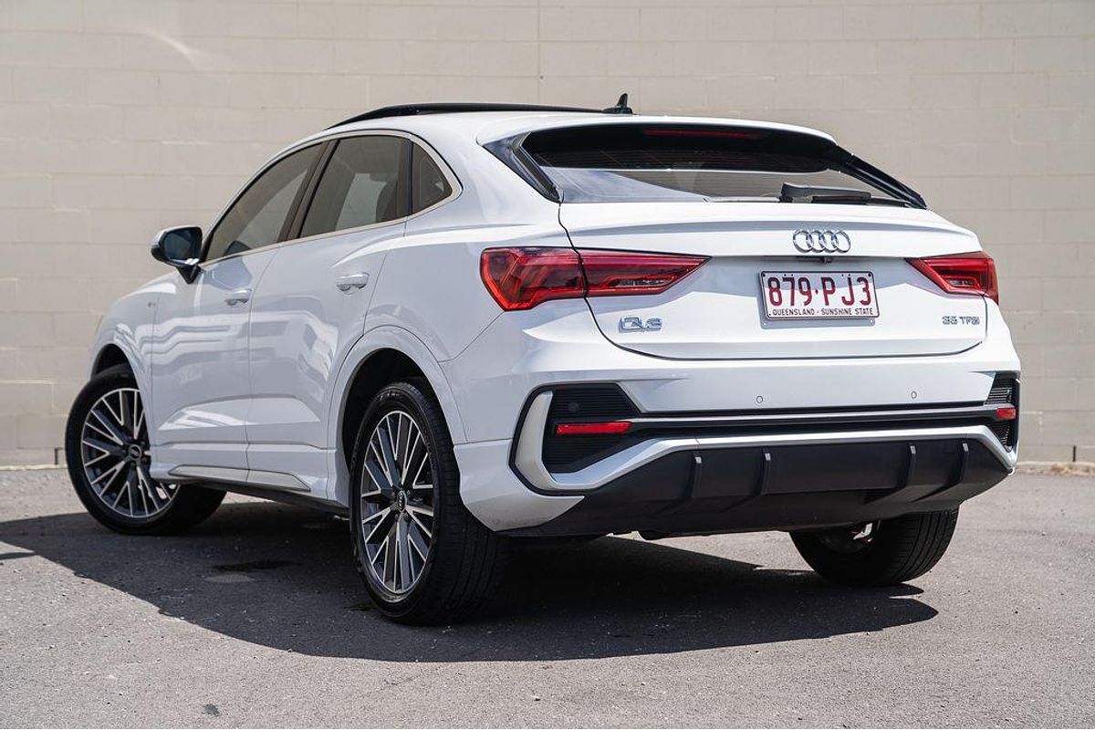 2020 Audi Q3 35 TFSI S line F3