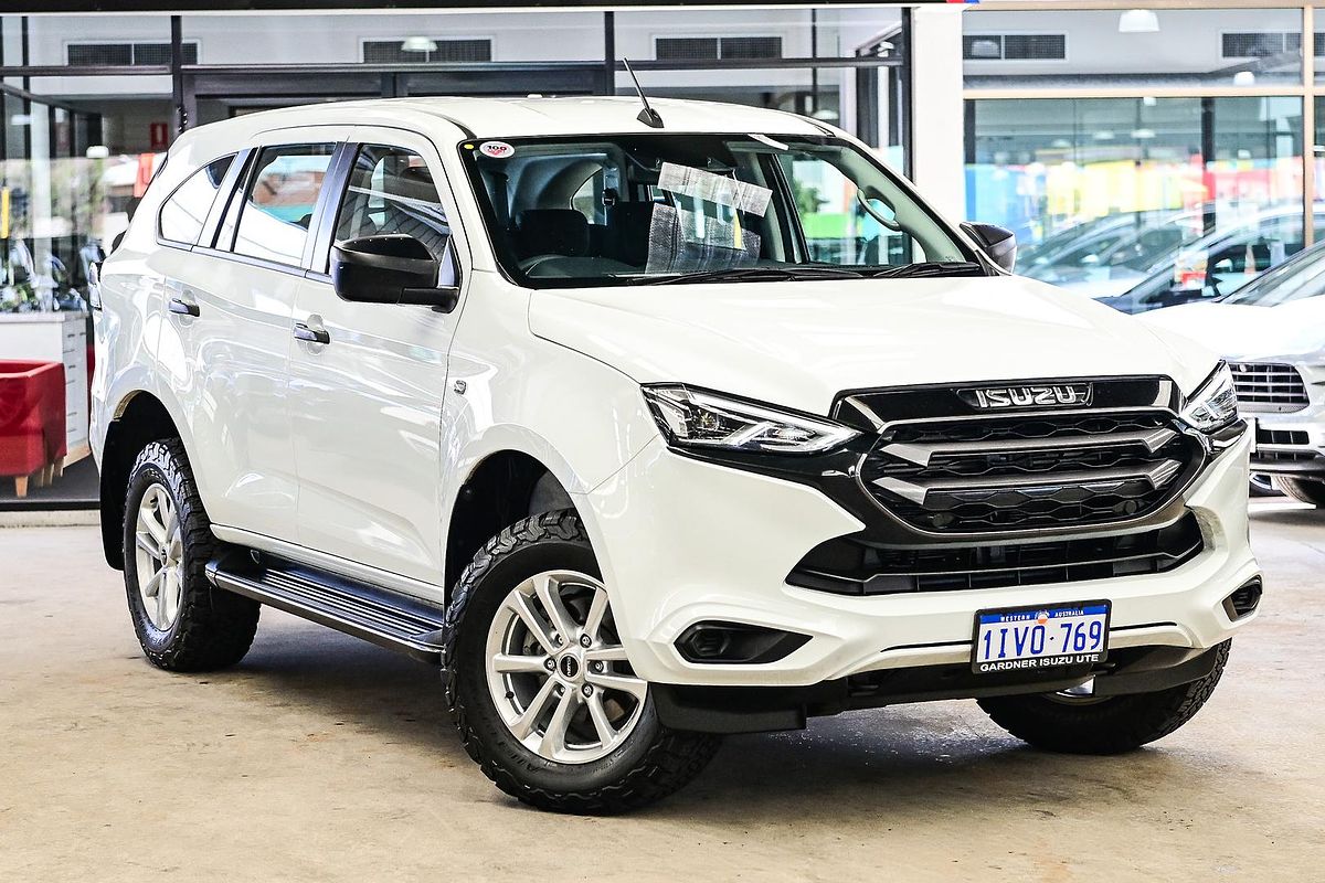 2021 Isuzu MU-X LS-M