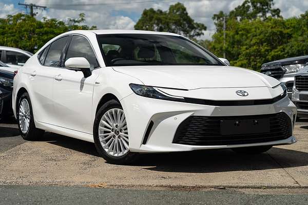 2025 Toyota Camry Ascent AXVH80R