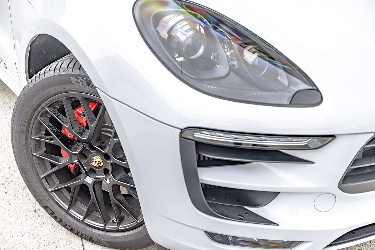 2017 Porsche Macan GTS 95B