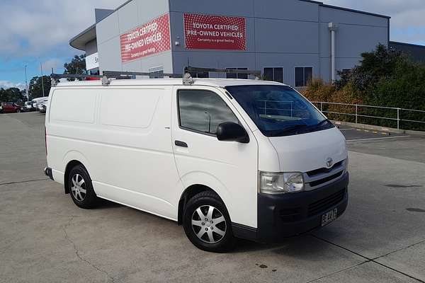 2009 Toyota Hiace KDH201R LWB