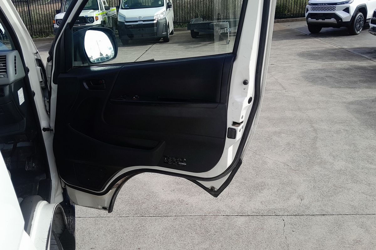 2009 Toyota Hiace  KDH201R LWB