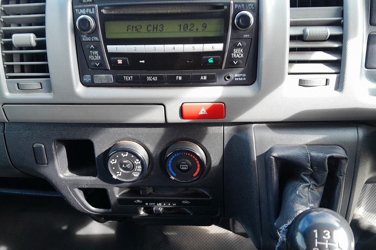 2009 Toyota Hiace  KDH201R LWB