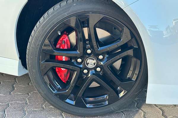 2017 Holden Commodore SS V Redline VF Series II thumb-1