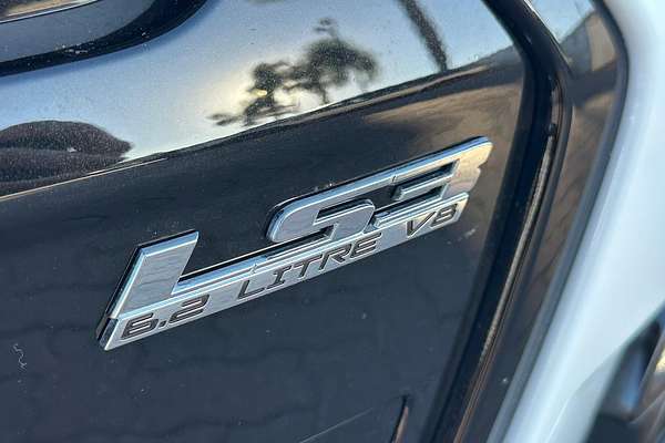 2017 Holden Commodore SS V Redline VF Series II thumb-23