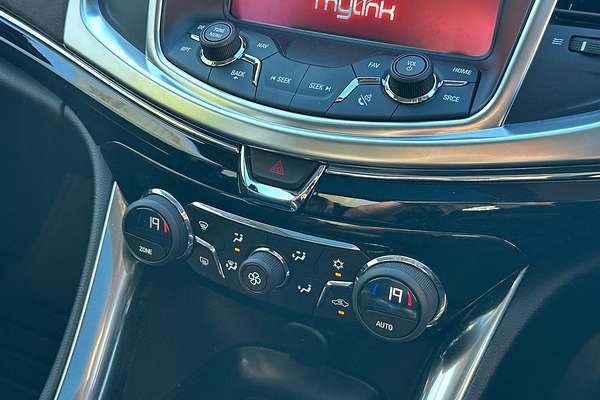 2017 Holden Commodore SS V Redline VF Series II thumb-32