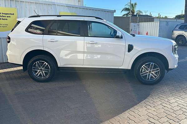 2025 Ford Everest Trend 2.0L thumb-4