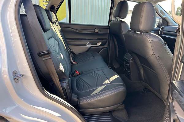 2025 Ford Everest Trend 2.0L thumb-6