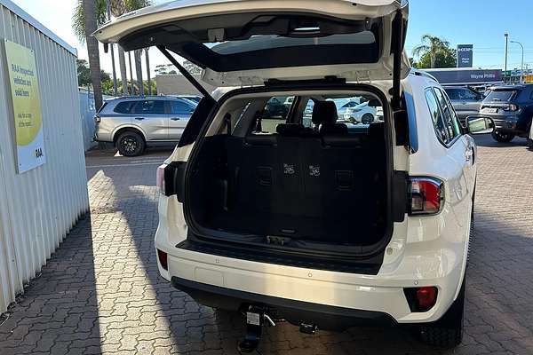 2025 Ford Everest Trend 2.0L thumb-12