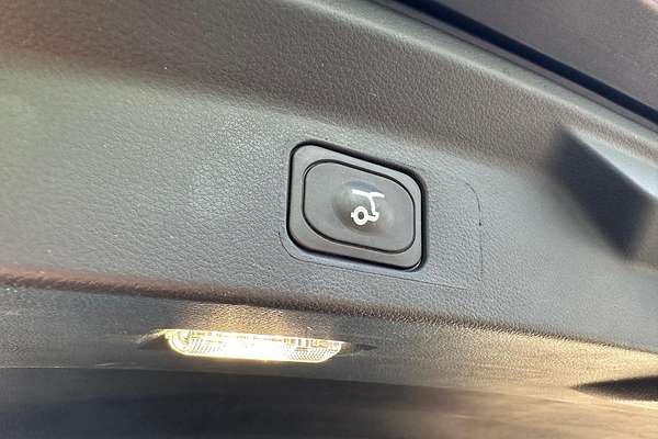 2025 Ford Everest Sport 2.0L thumb-18