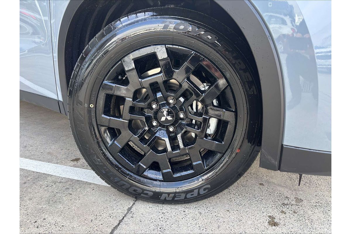 2026 Mitsubishi Outlander LS ZM