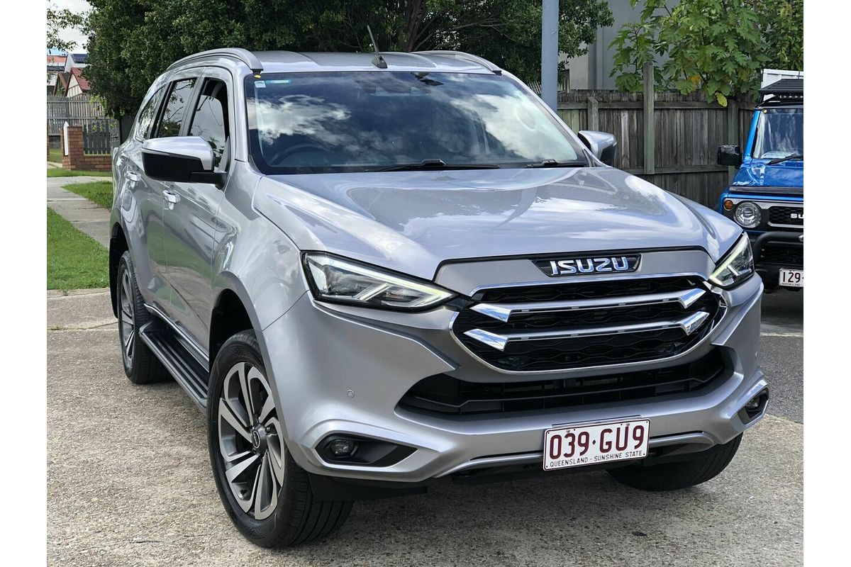 2021 Isuzu MU-X LS-T
