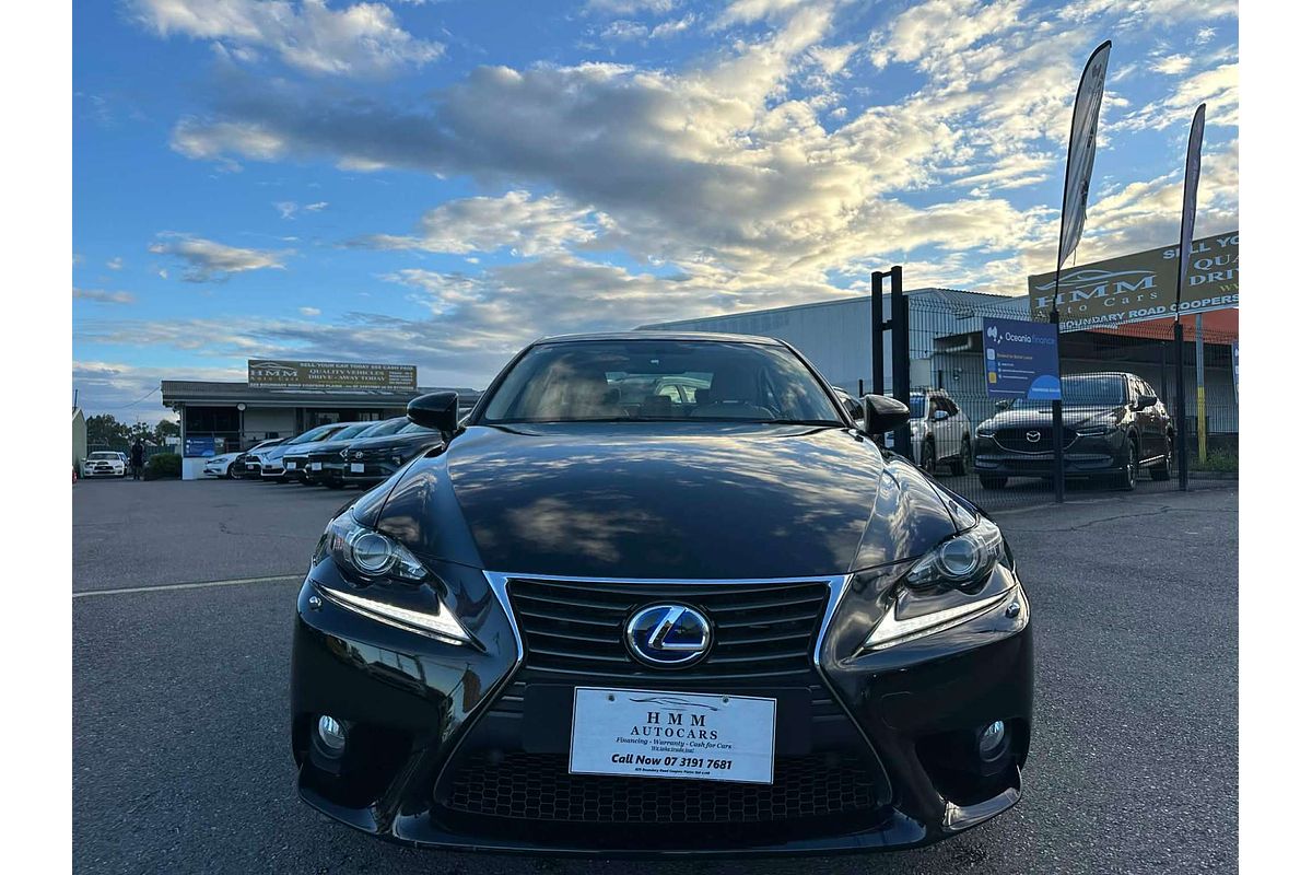 2013 Lexus IS IS300h Luxury AVE30R
