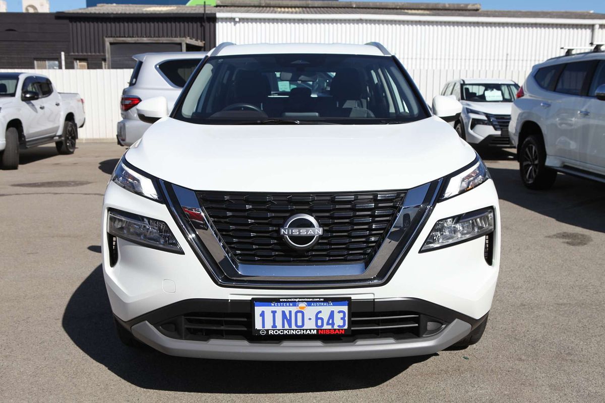 2025 Nissan X-TRAIL ST T33