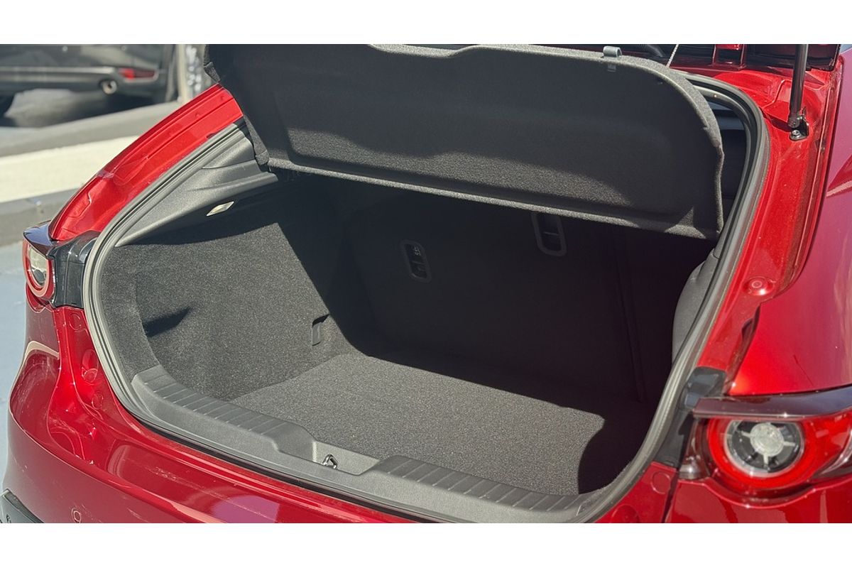 MAZDA3 R 6AUTO HATCH G20 EVOLVE