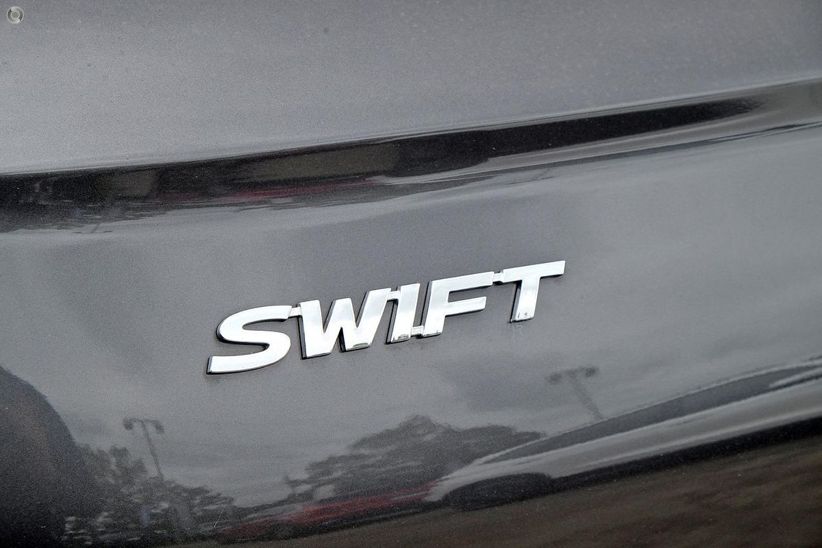 2025 Suzuki Swift Hybrid UZ