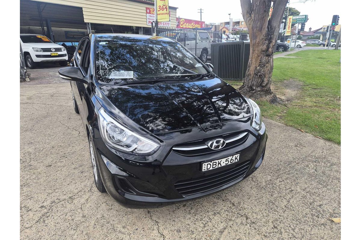 2015 Hyundai Accent Active RB3