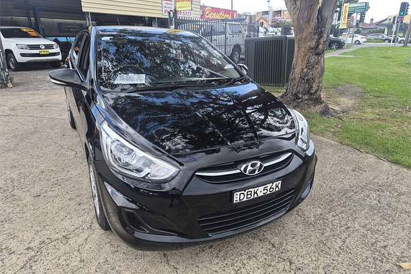 2015 Hyundai Accent Active RB3