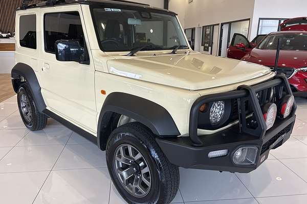 2024 Suzuki Jimny GLX GJ