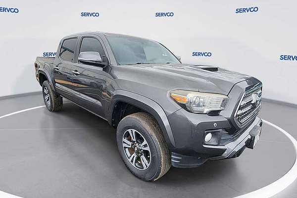 2017 Toyota Tacoma TRD Sport