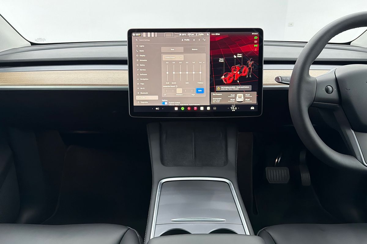 2024 Tesla Model Y Rear-Wheel Drive