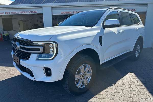 2025 Ford Everest Ambiente 2.0L thumb-18