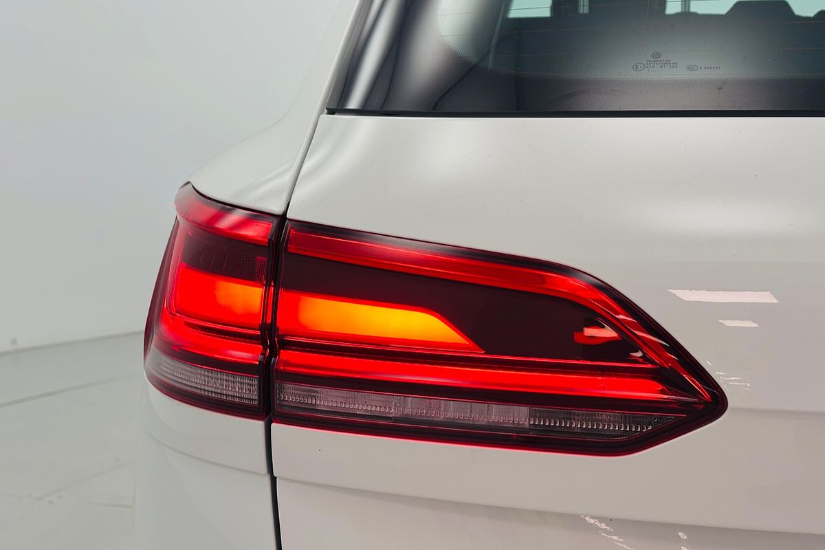 2021 Volkswagen Touareg 210TDI R-Line CR