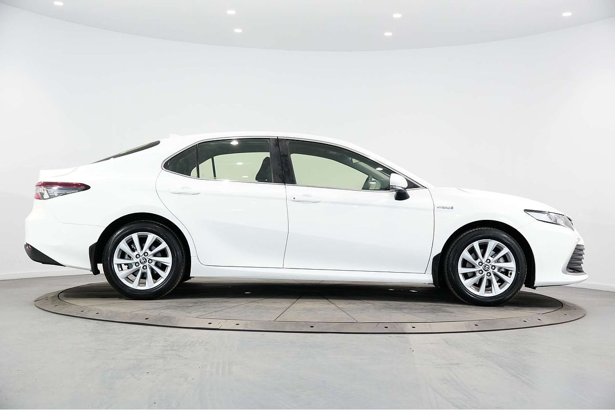 2021 Toyota Camry Ascent AXVH70R