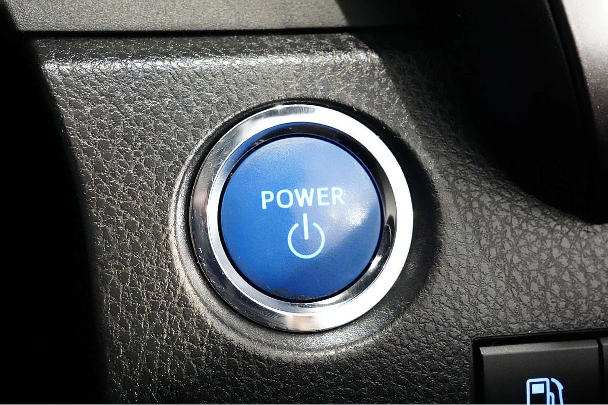 2021 Toyota Camry Ascent AXVH70R