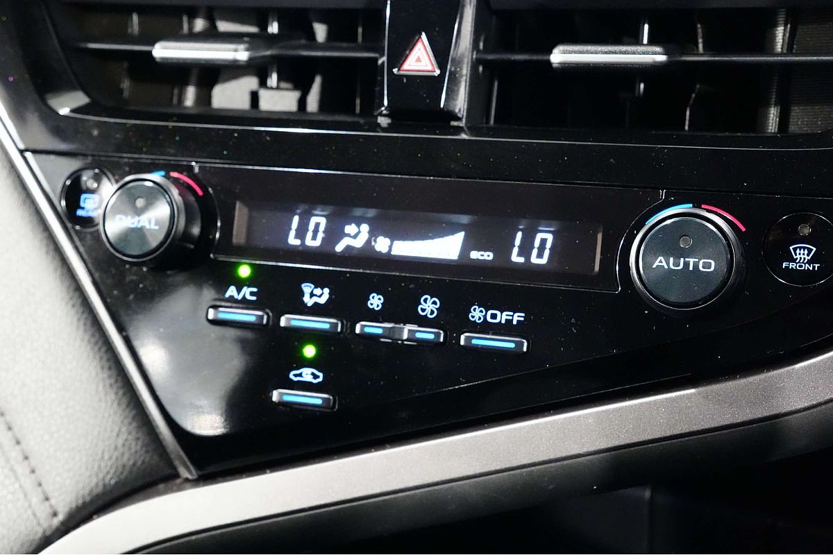 2021 Toyota Camry Ascent AXVH70R