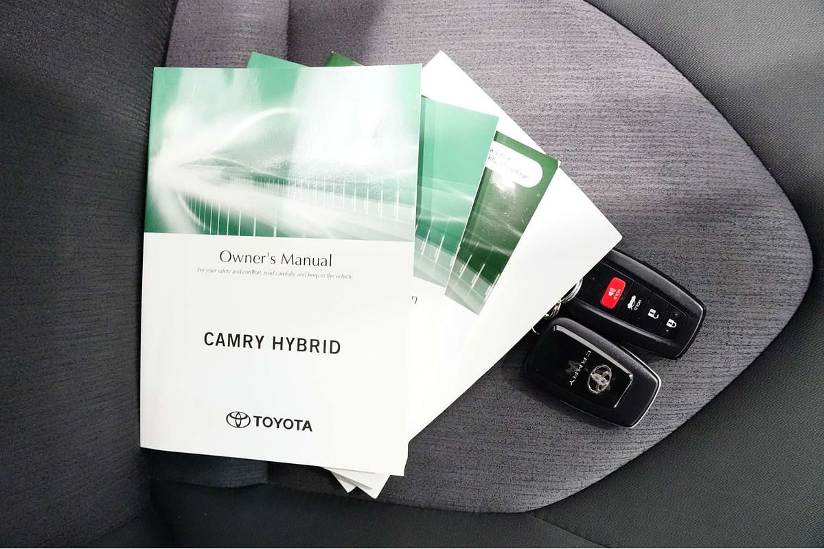 2021 Toyota Camry Ascent AXVH70R