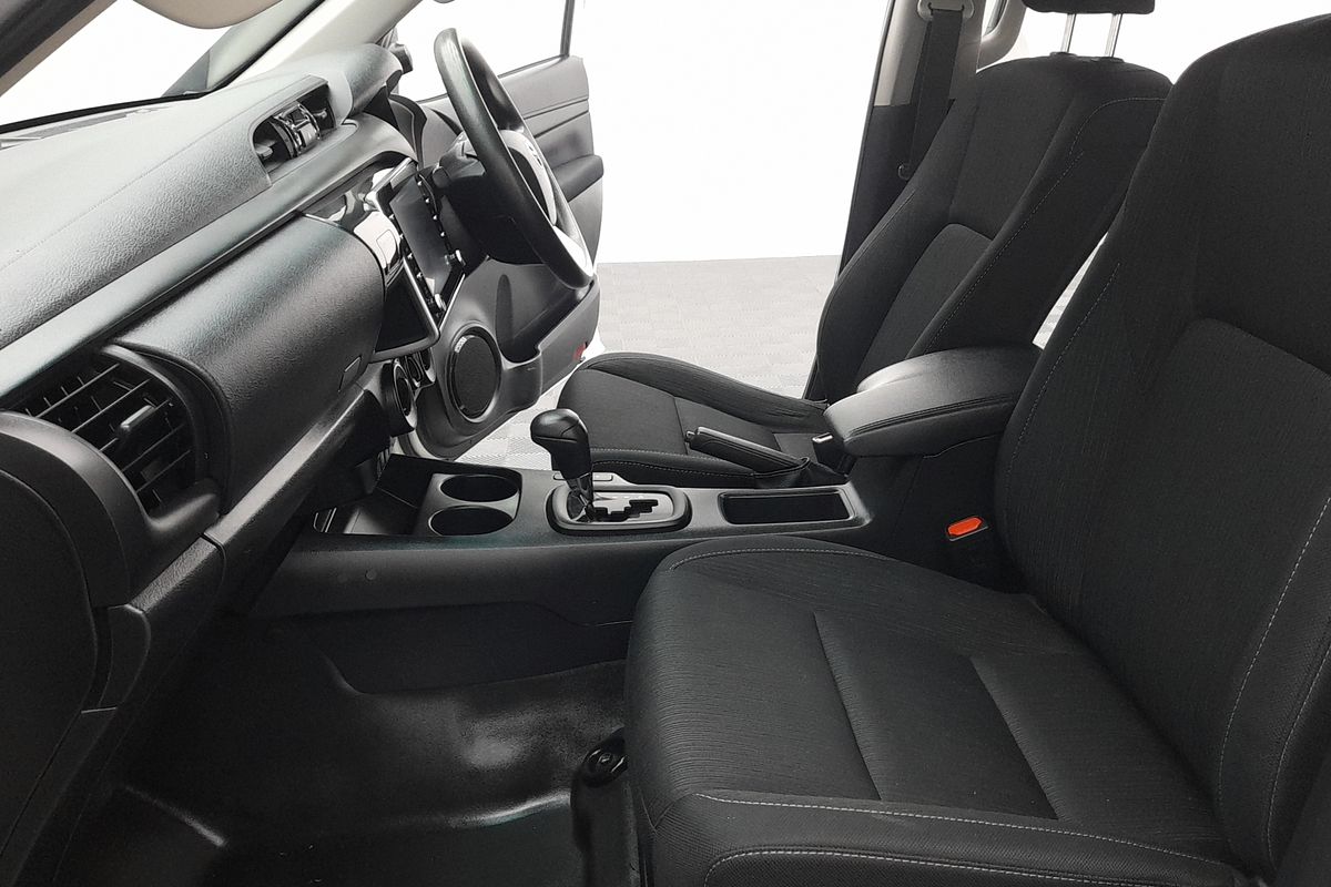 2022 Toyota Hilux SR GUN126R 4X4