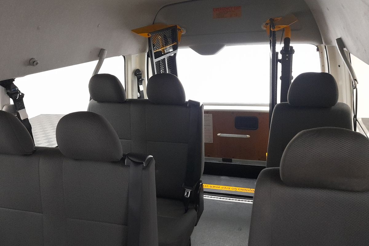 2017 Toyota Hiace Commuter KDH223R ELWB High Roof