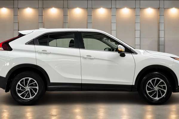2024 Mitsubishi Eclipse Cross ES YB