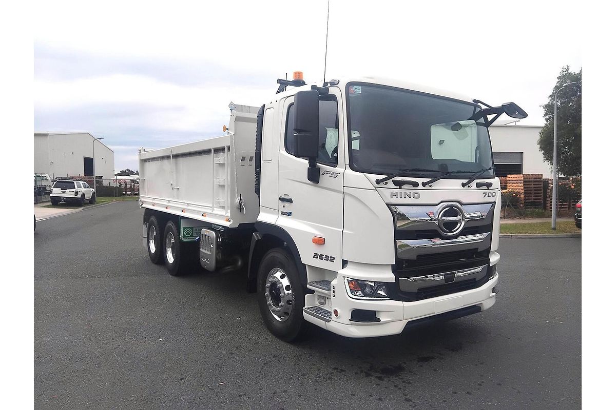 2025 Hino Fs -700 Series 2632