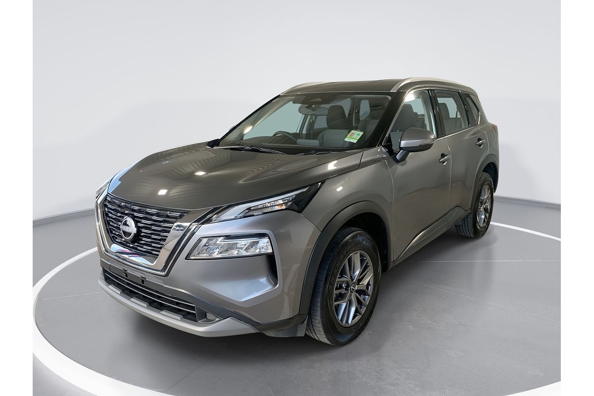 2024 Nissan X-TRAIL ST T33