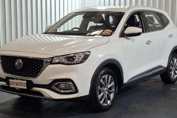 2022 MG HS Core SAS23