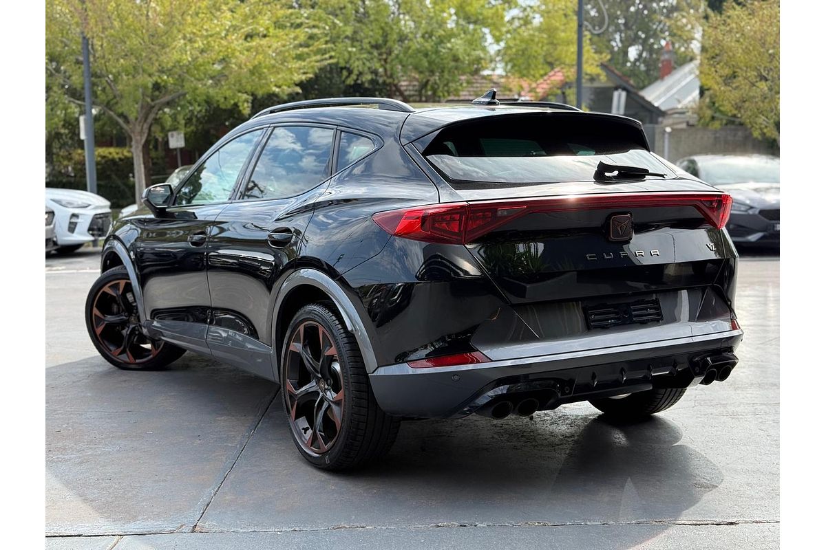 2024 CUPRA Formentor VZx KM