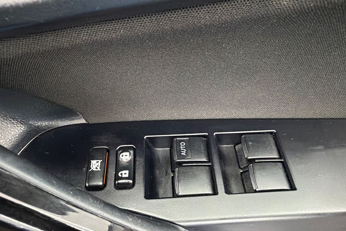 2016 Toyota Corolla Ascent Sport ZRE182R