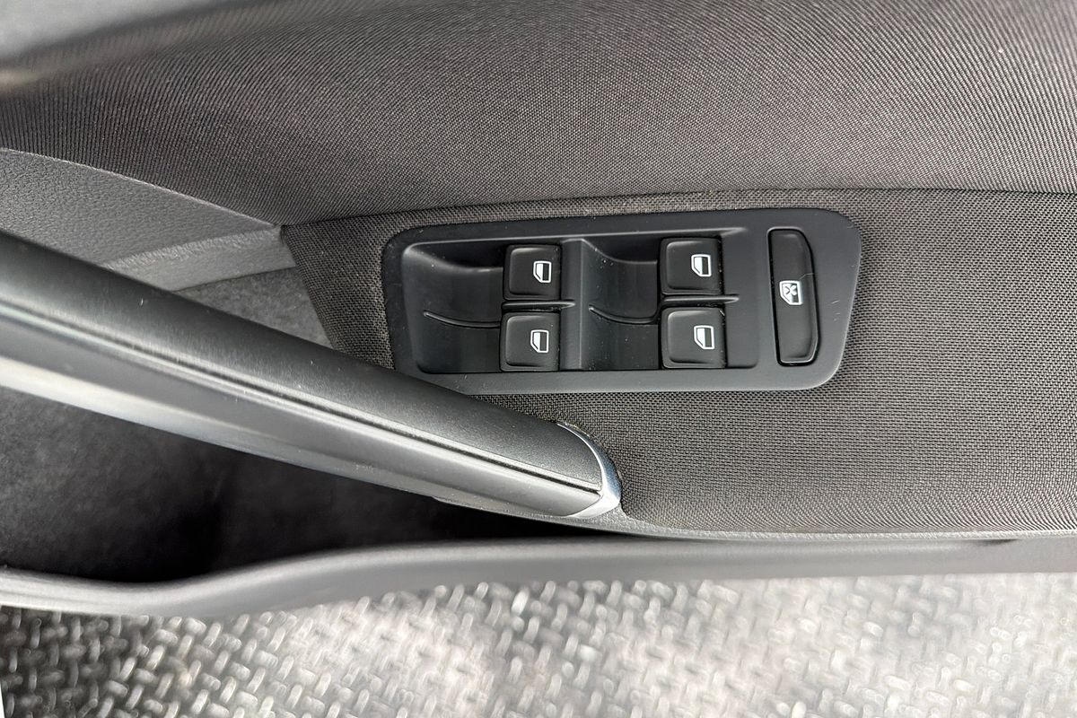 2013 Volkswagen Golf 90TSI Comfortline 7