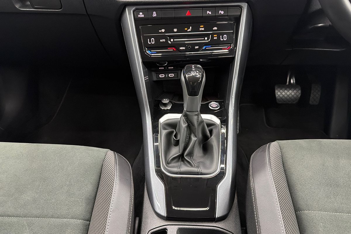 2023 Volkswagen T-Roc 110TSI Style D11