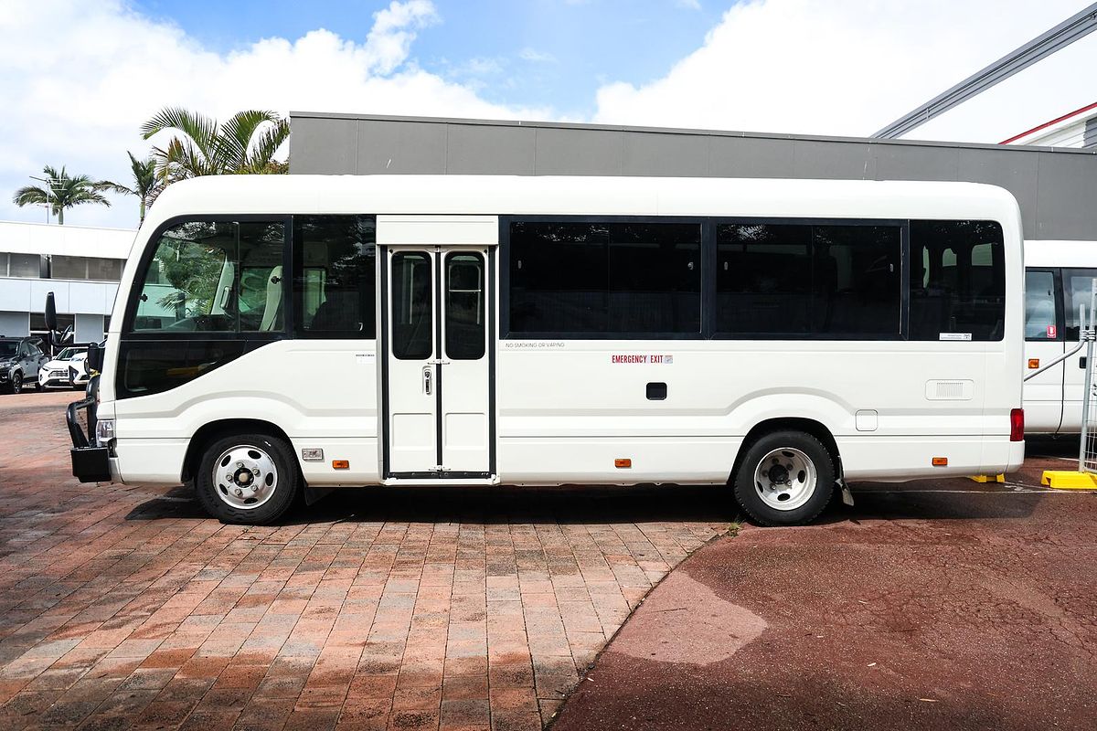 2022 Toyota Coaster GDB70R