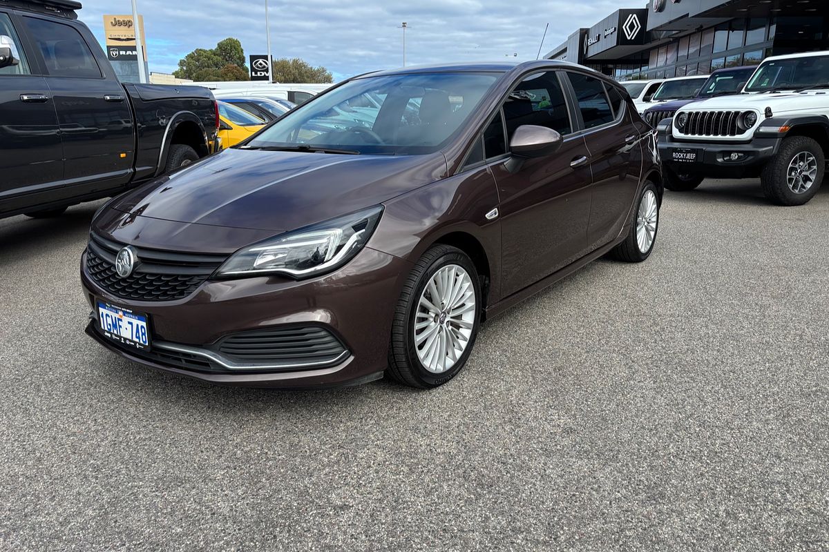 2017 Holden Astra R BK