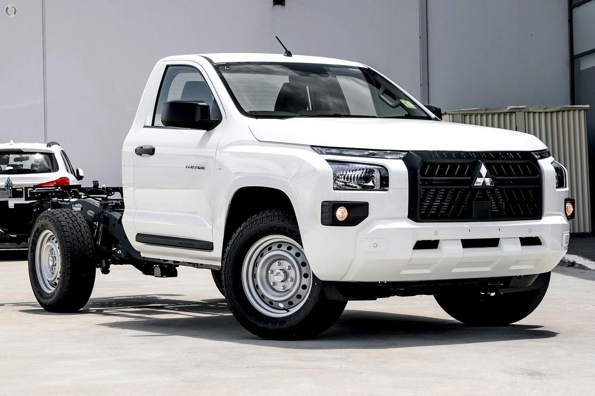 2025 Mitsubishi Triton GLX MV 4X4