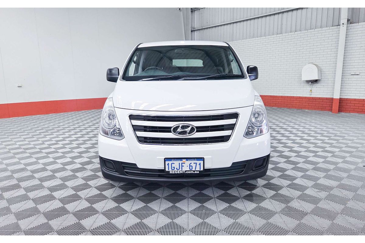 2017 Hyundai iLoad TQ3-V Series II