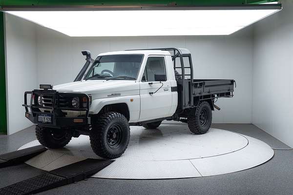 2006 Toyota Landcruiser HZJ79R 4X4