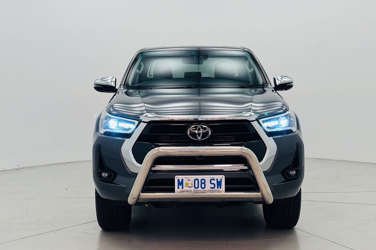 Hilux 4x4 SR5 2.8L T Diesel Automatic Double Cab 